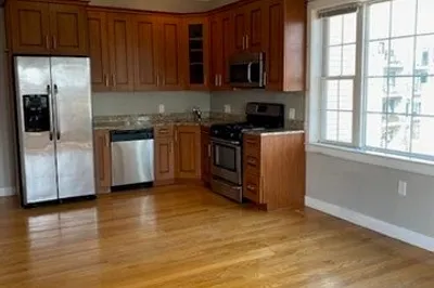 122 West Broadway #4