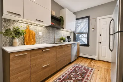 10 Pompeii Street #2 1