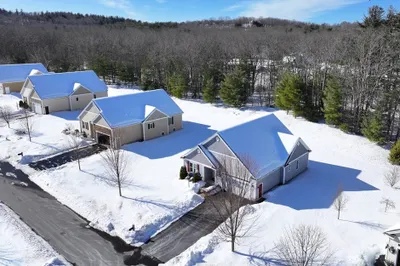 43 Old Mill Cir 1