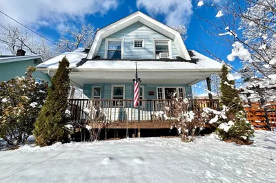 29 Webster Ave 1