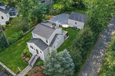 111 Willis Rd 1
