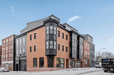 173 Maverick St #301