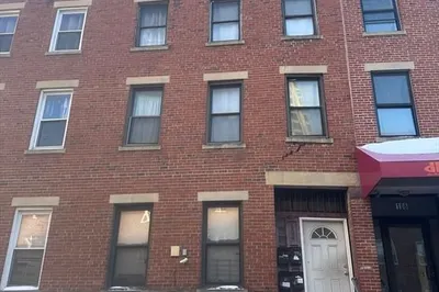 104-104a Tyler St 1