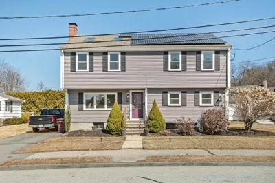 94 Greenhood St 1