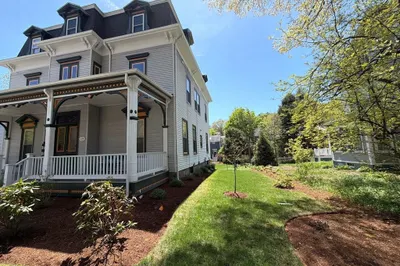 200 Church St #3