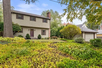 38 Hawthorne Rd 1