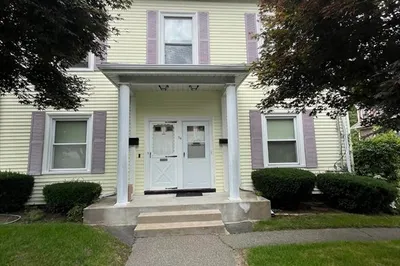 54 Williams St #2
