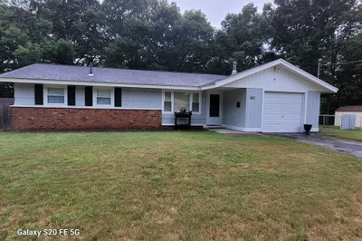 200 Lynn Rd