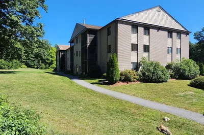 10 Village Lane #16
