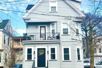 11 Mason St #1 1