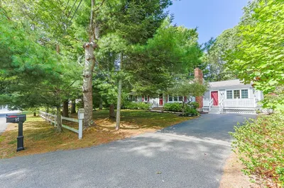 5 Carl Gardner Rd