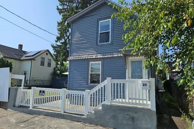 25 Railroad Street