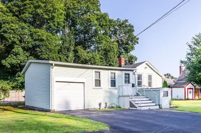 61 Old Bedford Rd