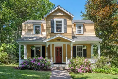 21 Studio Rd