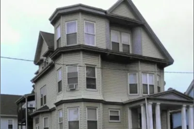 28 Aspinwall Rd #2 1
