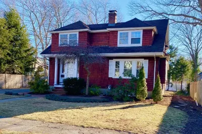 30 Gibson St