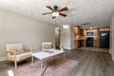 1105 Lexington Street #4-1