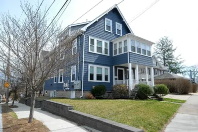 20 Beechwood Ave #B 1
