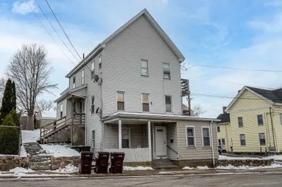 205 Bussey St 1