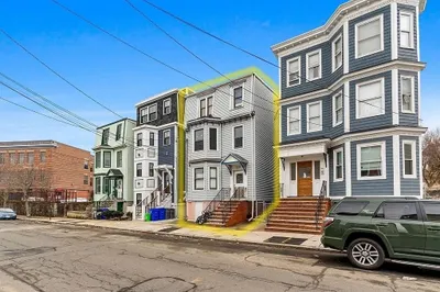 225 East Eagle Street #2