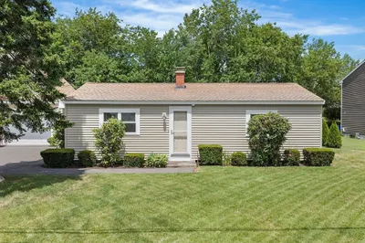 24 Dorothy Ave