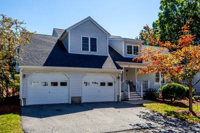 37 Acorn Ave #37 1