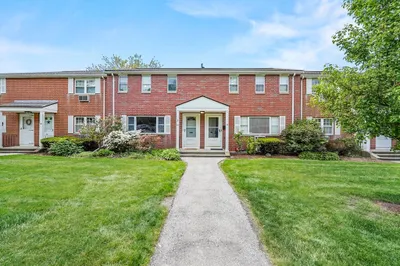 56 Village Green Drive #56 1