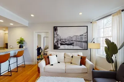 27 Bowdoin St #1B 1