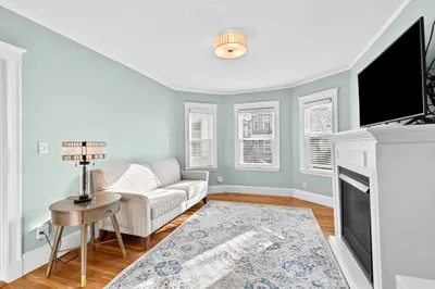 74-76 Sudan St #1