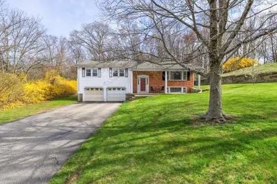 6 Lerner Dr
