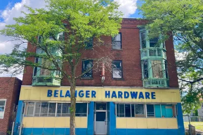 284 Water St 1