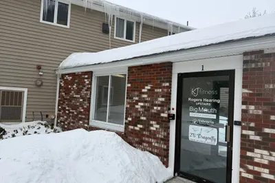 1565 Main St #1F