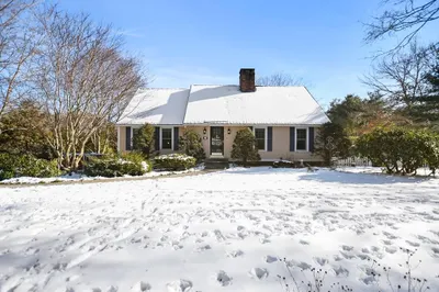 84 Shirley Street 1