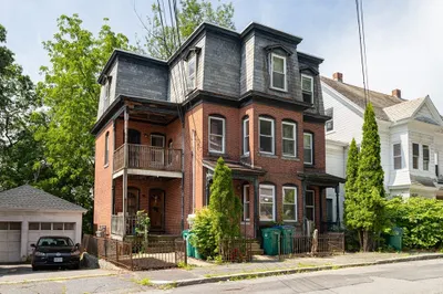 80 Arlington Street 1