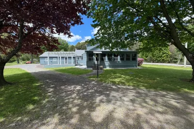 748 Mount Hermon Station Rd 1
