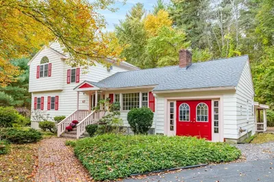 67 Hillside Road 1