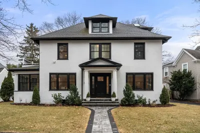 8 Hampden Street 1