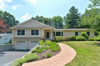 110 Richard Rd