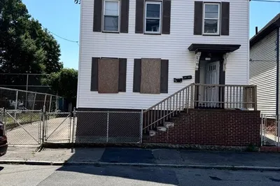 150 Blackmer St