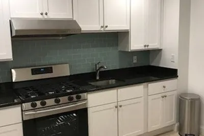 17 George St #2