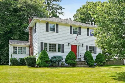 17 Irving Ave