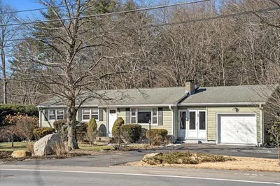 48 Hartford Ave N Ave 1