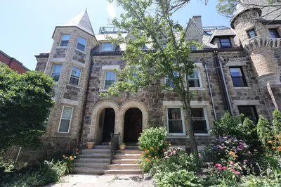 318 Tappan St #3 1