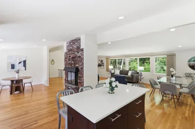 430 Heald Rd 1