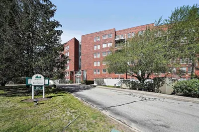 160 Burkhall St #102