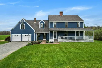 386 W Main St 1