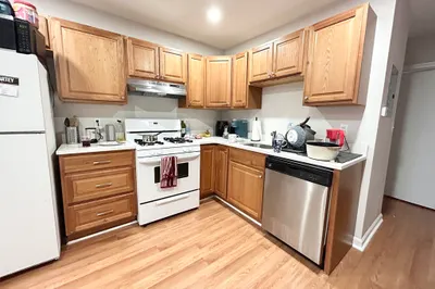 92 Hammond Street #5 1