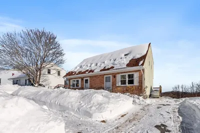 23-b Timrod Dr