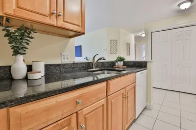 1 Millbrook Ln #310 1
