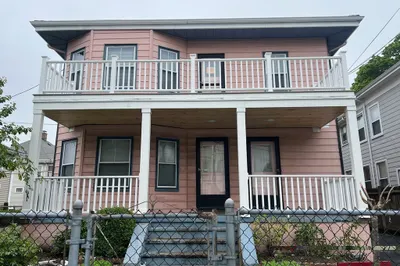181 Elm St #2
